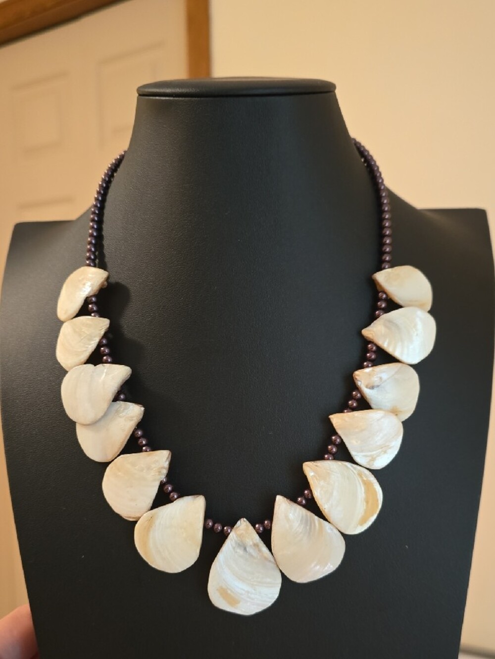 Artisan Mother of Pearl Teardrop Shell Statement Bib Necklace Iridescent - Picture 3 of 10